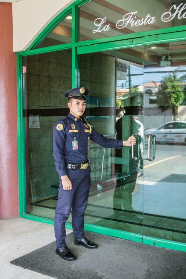 La Fiesta Hotel Iloilo City Exterior photo